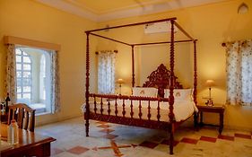 Shahpura Abhaneri Resort